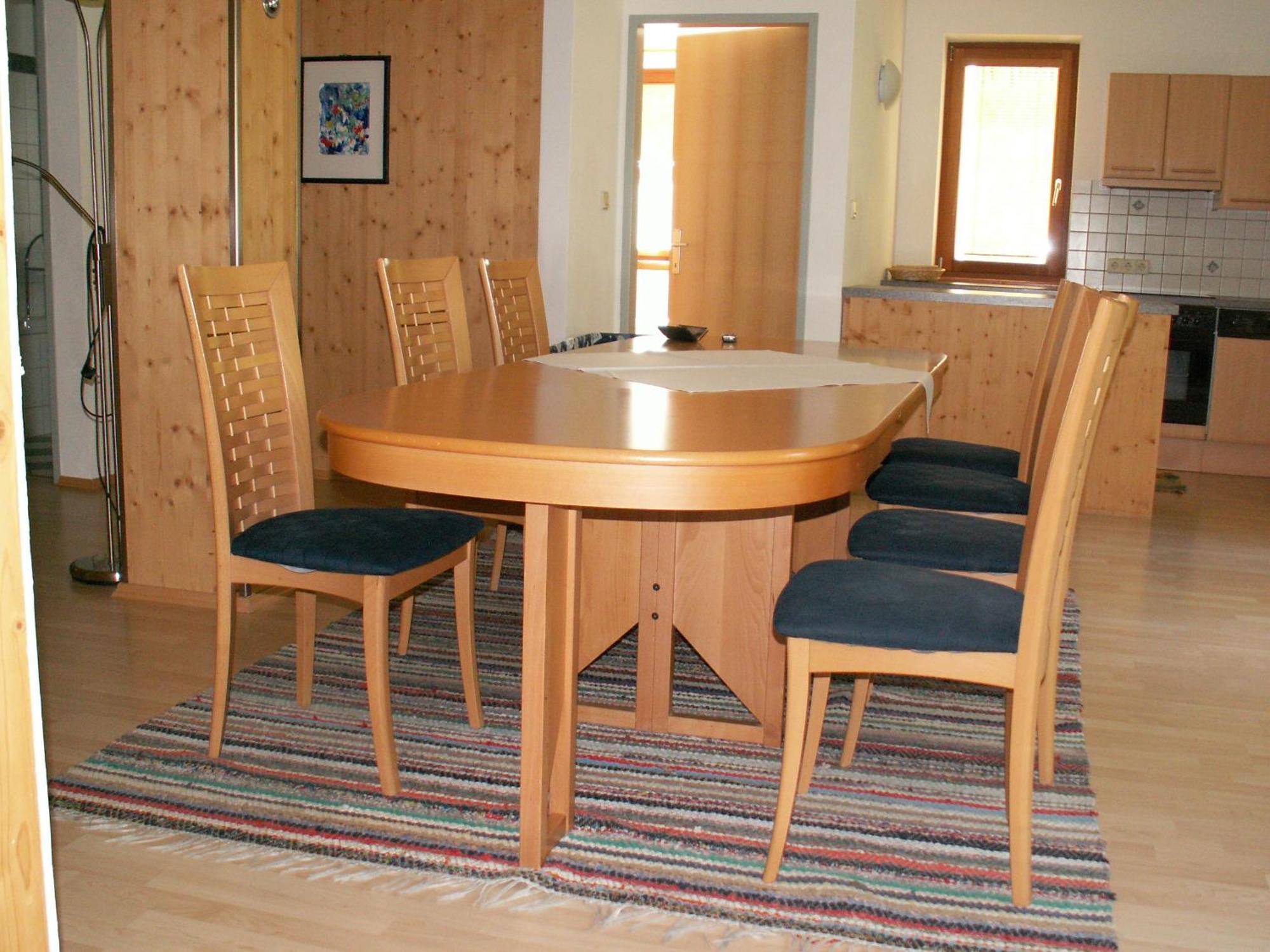 Haus Im Turm Apartment Бад Клайнкирххайм Екстериор снимка